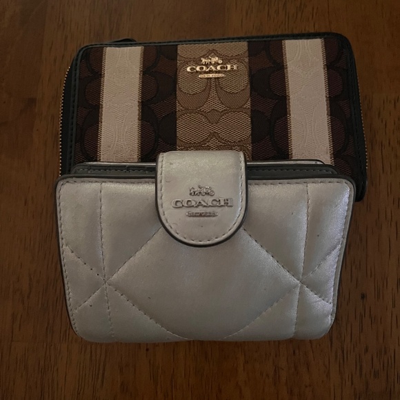 Coach purses and wallets - Picture 5 of 6